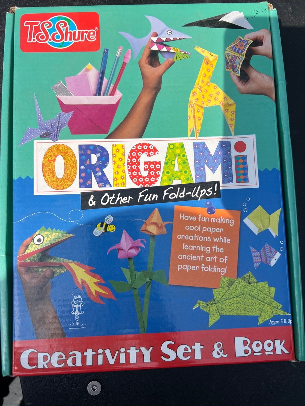 Shure Origami Kit - Teal Background with Multicolor Patterned Sheets